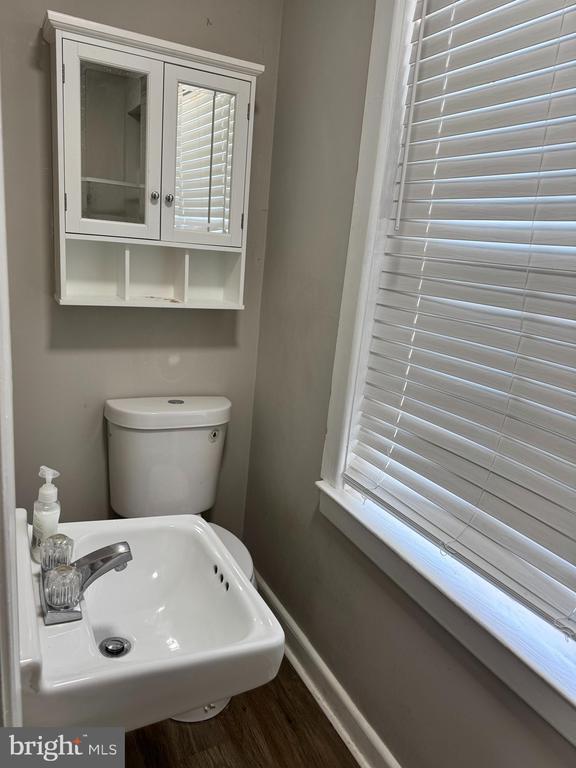 Photo - 202 S Main St