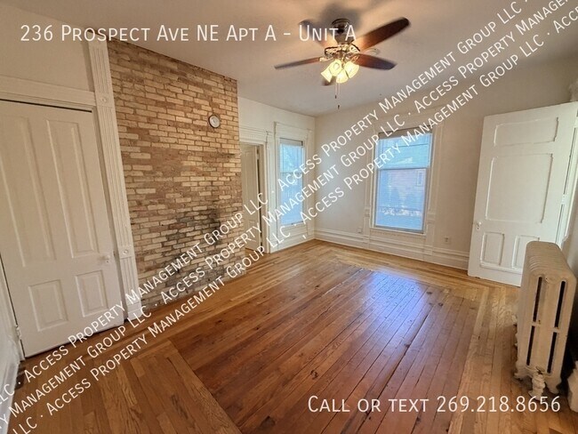 Photo - 236 Prospect Ave NE Unit A