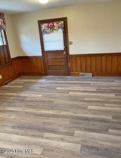 Photo - 211 Nichols Dr