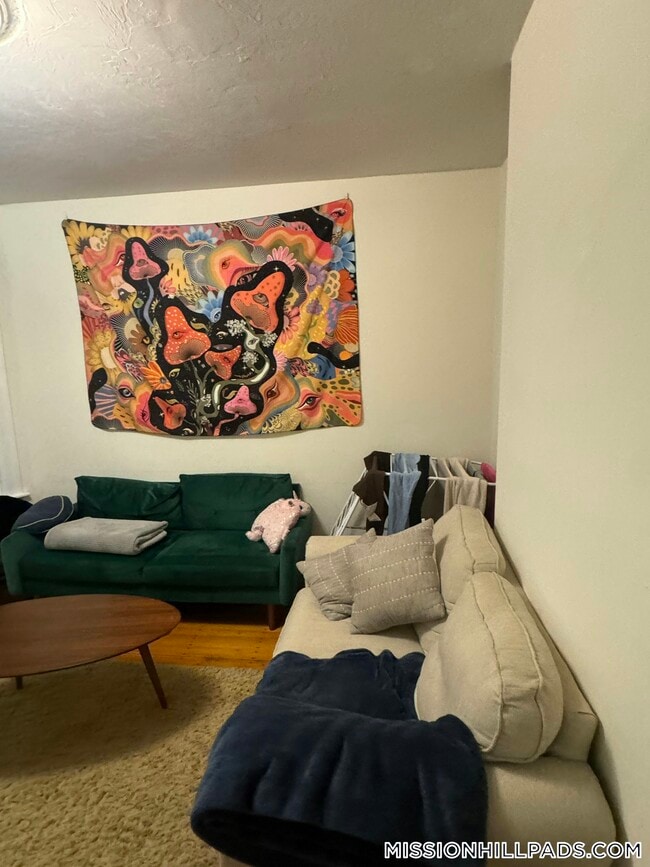 Photo - 74 Hillside St Unit 2