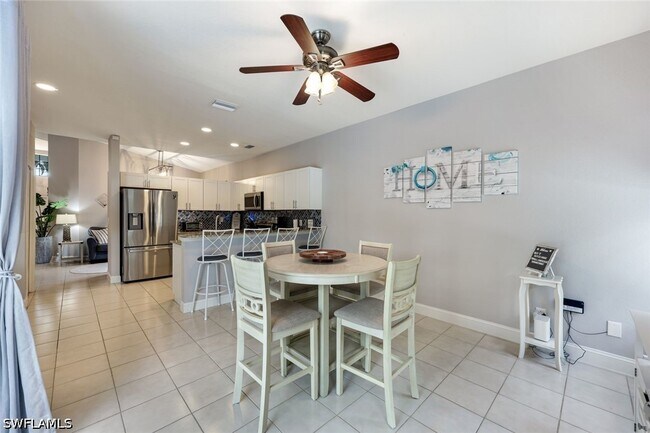 Photo - 697 Crossfield Cir
