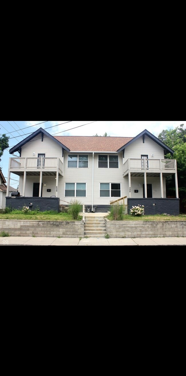 Building Photo - 646 E 31st St Rental