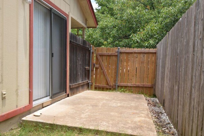 Photo - 12206 Alderbrook Dr