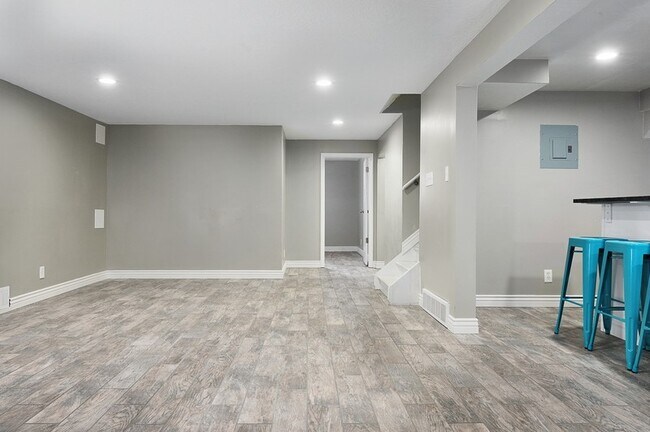 Photo - 1408 Binford St Unit 2