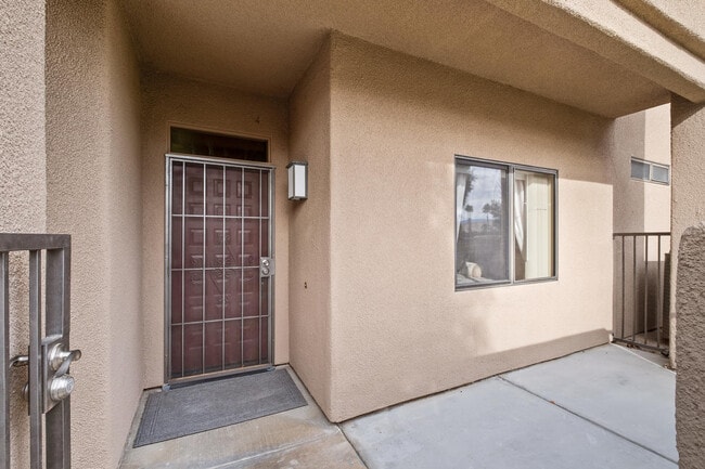 Photo - 28827 Isleta Ct