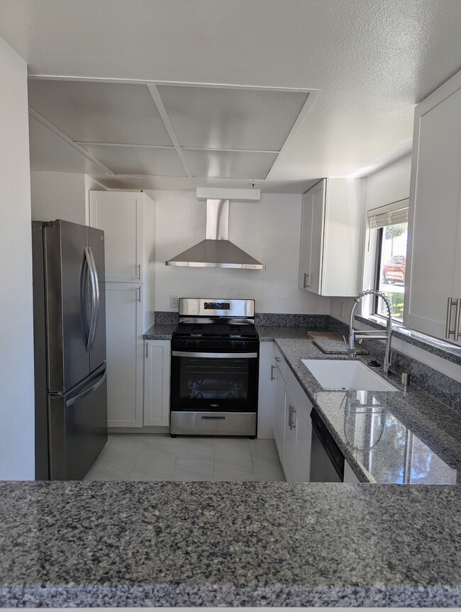 Building Photo - 17722 Sergio Cir Unit 101