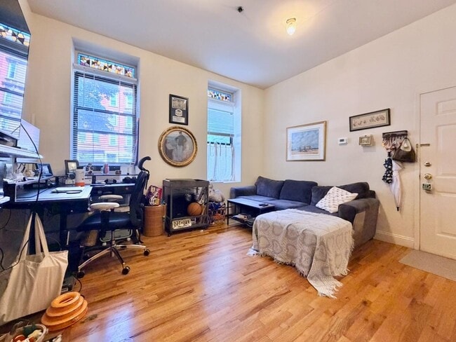 Photo - 1035 Washington St Unit 1F