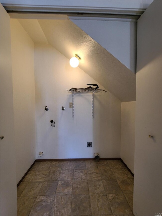 Photo - 1115 N Lincoln St Unit B