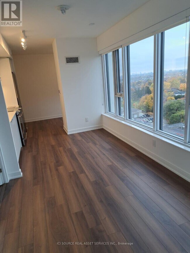 Photo - 30 Samuel Wood Wy Unité 1304