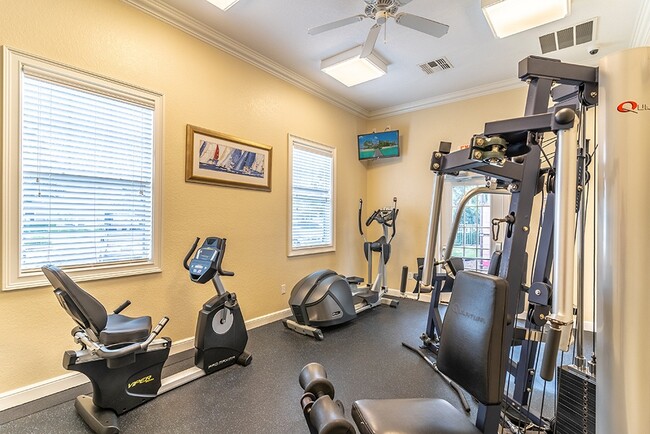 Fitness Center - Lake Harris Cove