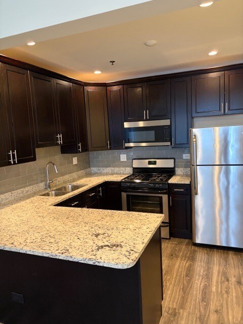 Photo - 625 Deerfield Rd