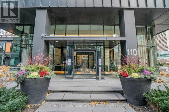 Photo - 110 Charles St E Unité 2906