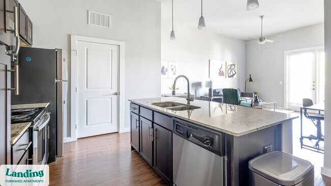 Photo - 4300 Cromwell Dr Unit 7305