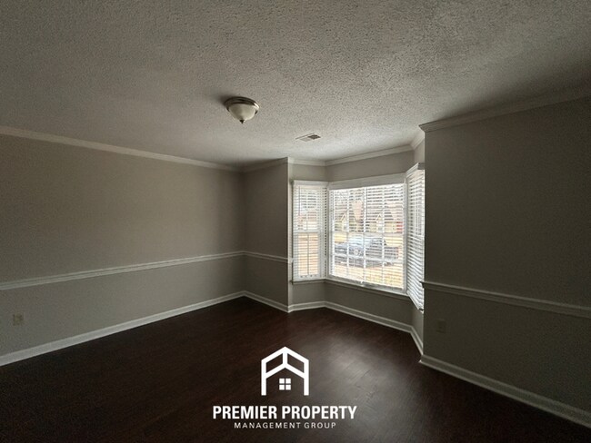 Photo - 7082 Farmhouse Dr