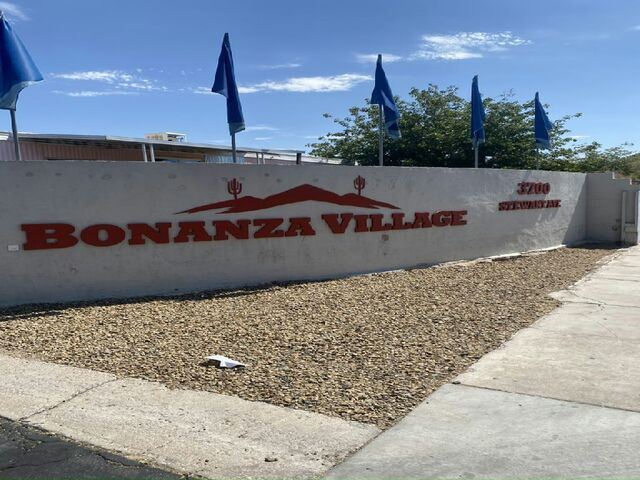 Photo - 3700 Stewart Ave