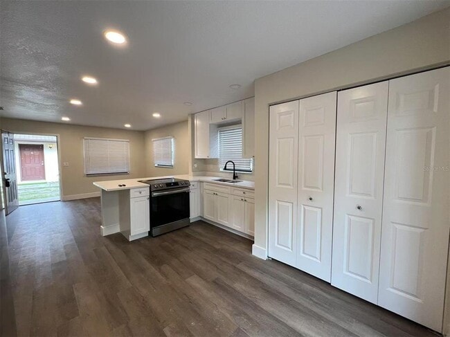Photo - 1016 9th Ave NW