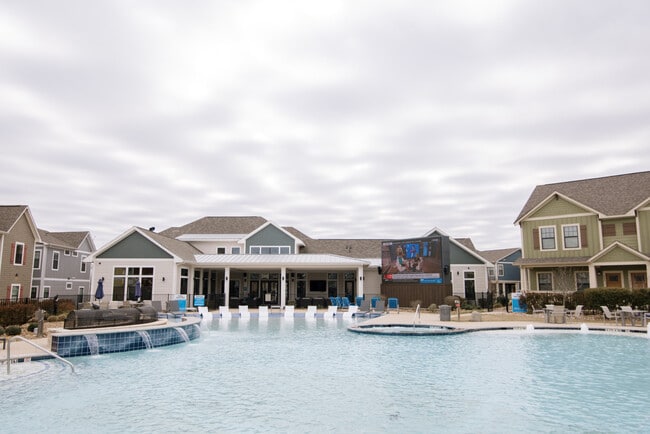 Building Photo - The Heights at College Station Rental