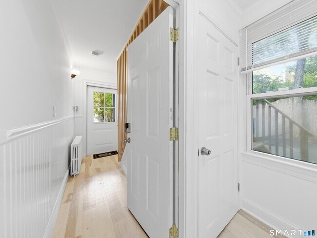 Photo - 115 Wilton Rd Unit 1