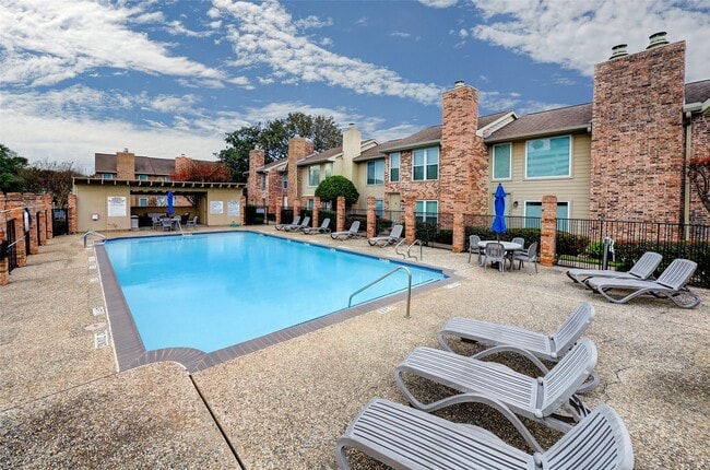 Photo - 2513 Bering Dr Unit 7