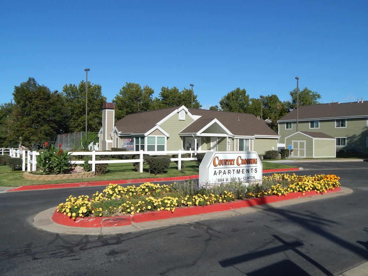Country Crossing Apartments For Rent In Clinton