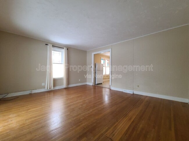 621 State St Unit 1