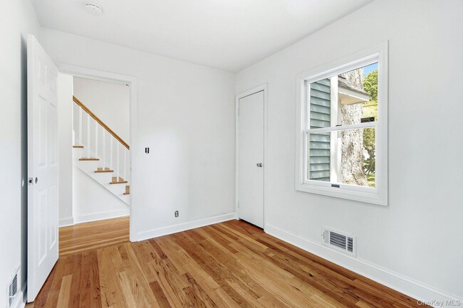 Photo - 15 Homewood Rd