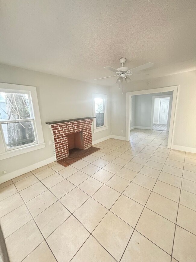 Photo - 726 35th Ave S Unit A