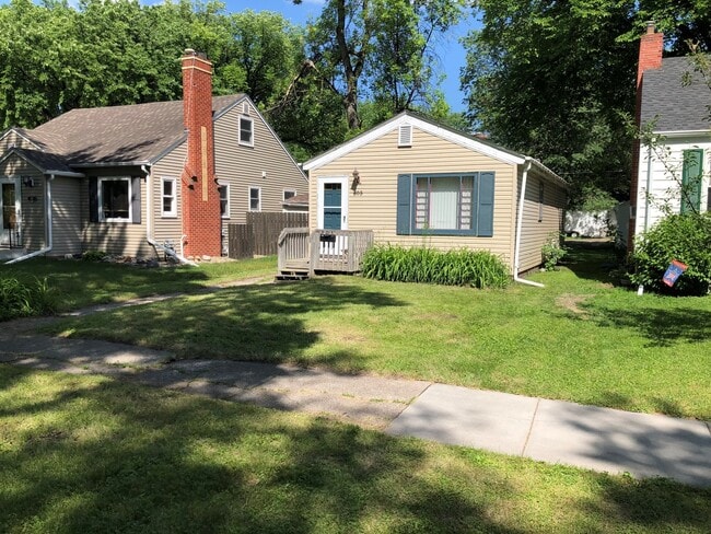 Photo - 2 Bed, 1 Bath Single Family House for Rent