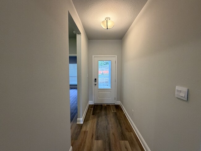 Photo - 7307 Hawkins Mnr