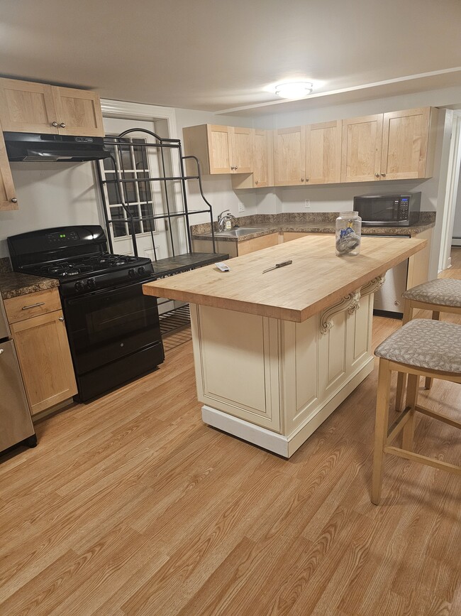 Photo - 69 Prescott St Unit 69
