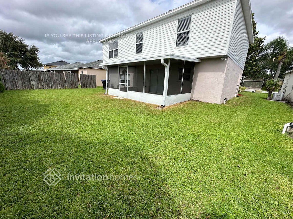 Photo - 4725 Willamette Cir