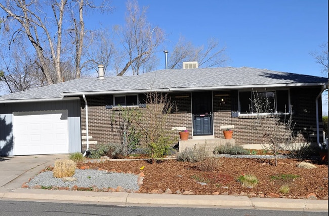 Building Photo - 7114 Newland St Rental