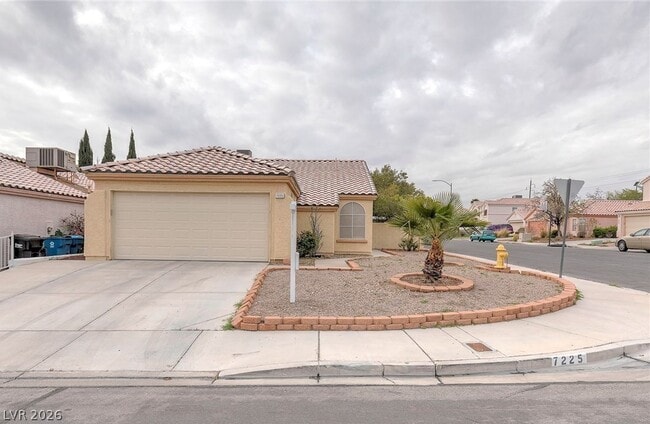 7225 Scenic Hills Dr