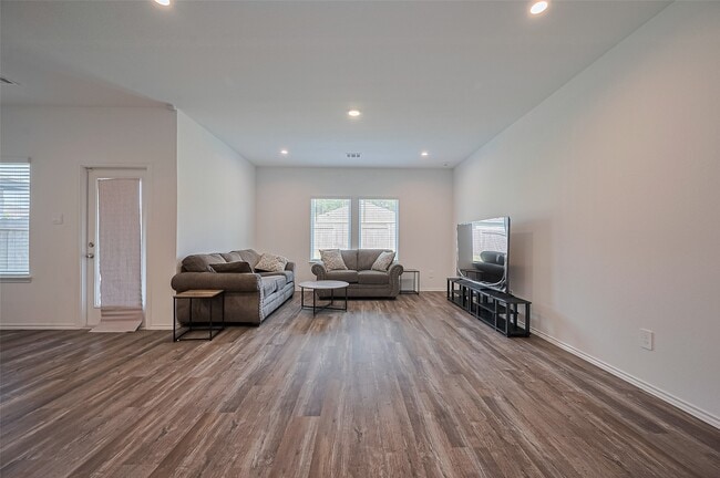 Photo - 40434 Basalt Elm Rd