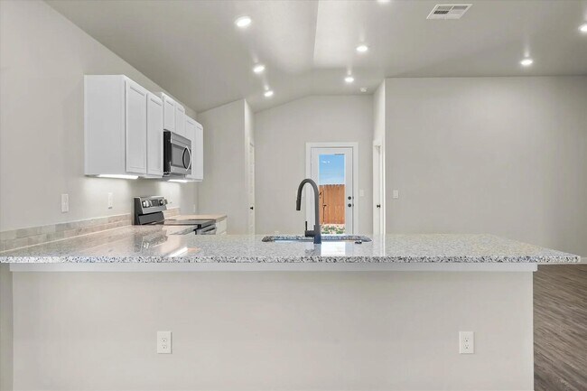 Photo - 3516 Turner Ave