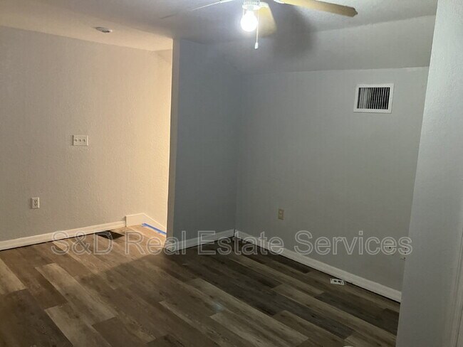 Photo - 5527 Gaur Ln