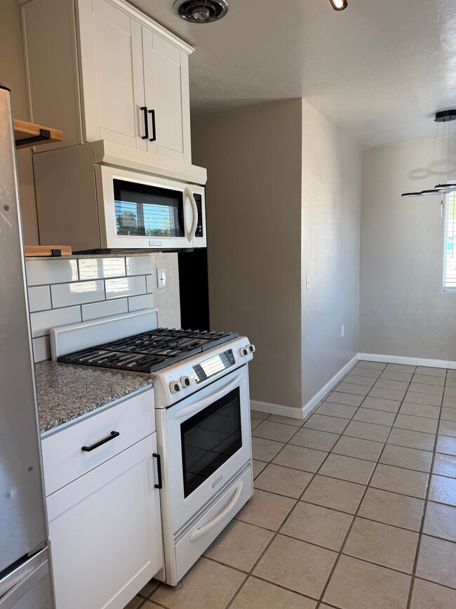 Photo - 1803 S 8th Ave