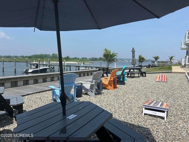 Building Photo - 1382 Ocean Ave Unit B17-B17 Rental