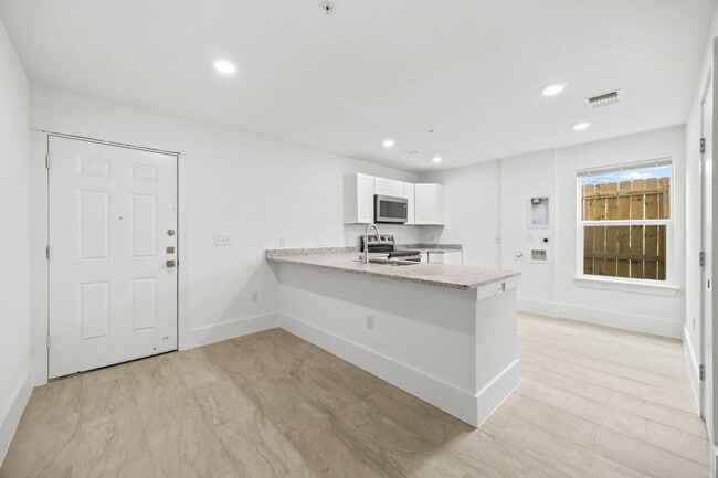 Photo - Silverwood Apartments