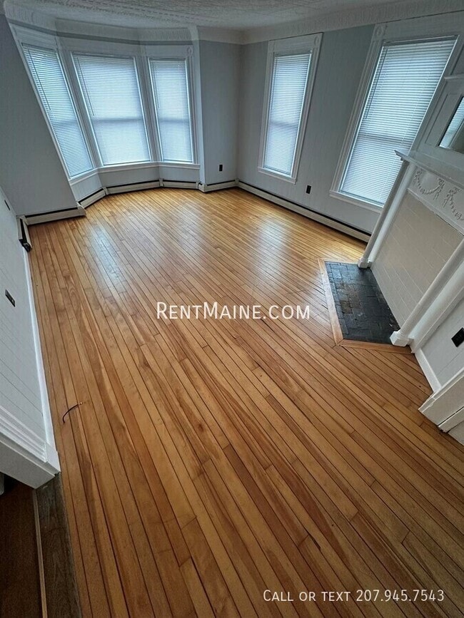 Photo - 203 Center St Unidad 1