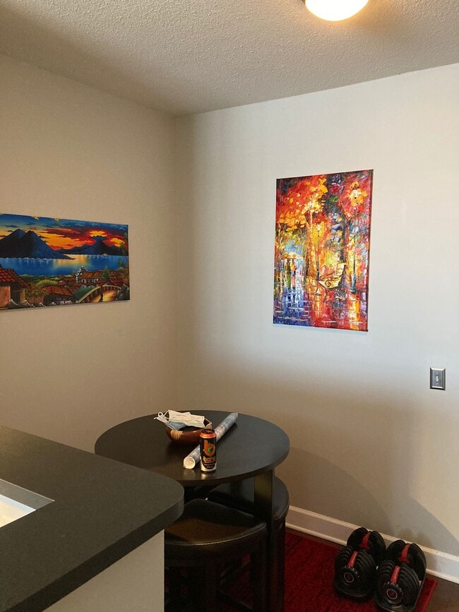 Photo - 1315 East Blvd Unidad 610