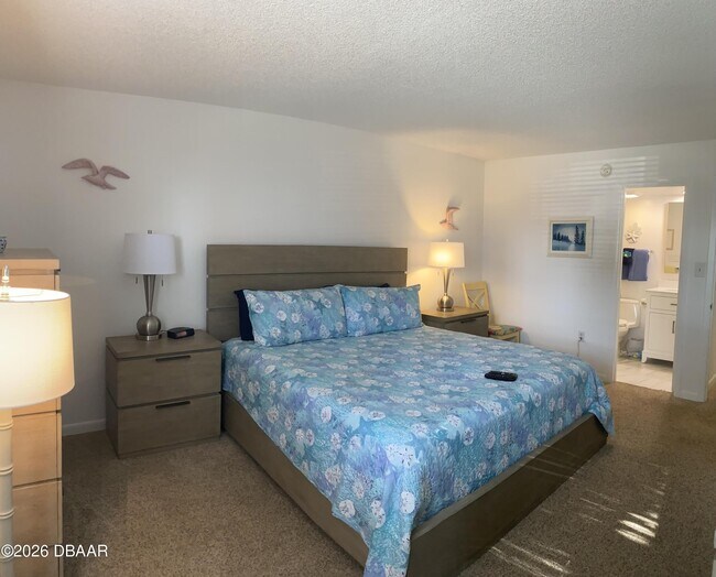 1571 S Atlantic Ave Unit 202