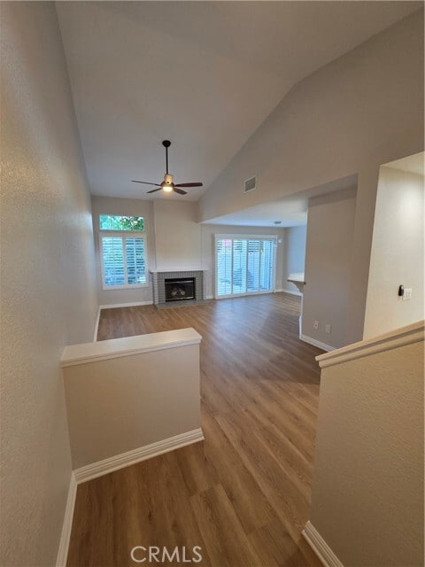 Photo - 2211 Carob Way