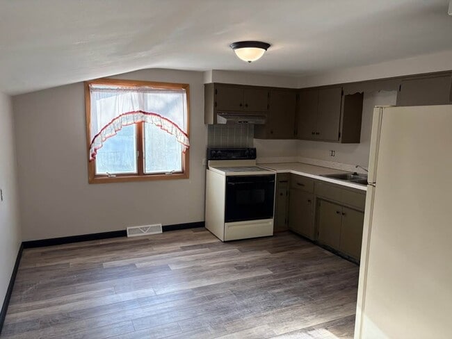 Photo - 323 2nd Ave Unit 325B 2nd Ave