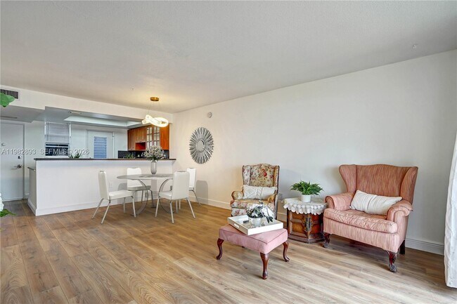 Photo - 3020 Marcos Dr Unit S108