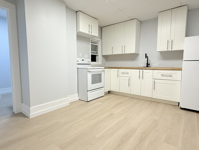 Photo - 349 Campbell Ave Unité 349