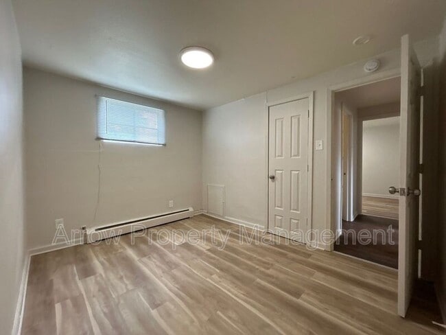 Photo - 609 W 14th St