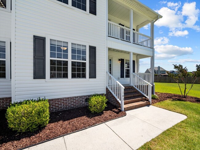 Photo - Welcome to Hyannis Court!