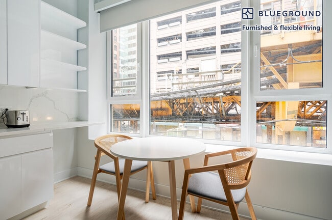 Photo - 188 N Wells St Unit SI FL2-ID1235