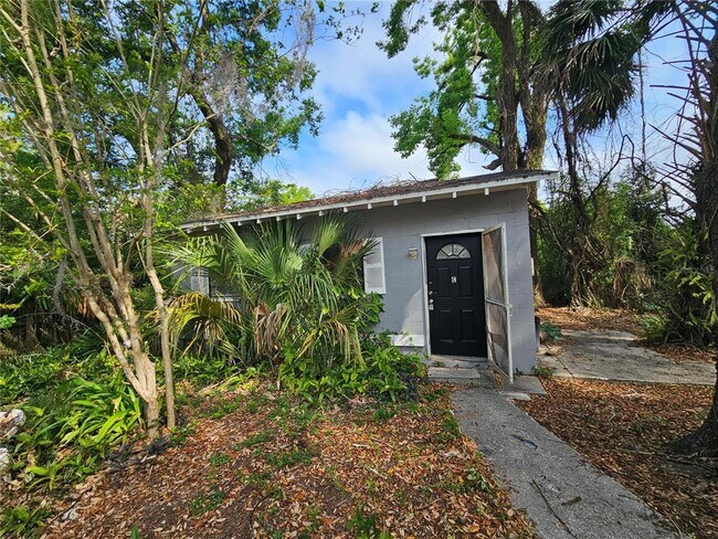 Photo - 1504 E 99th Ave Unidad C